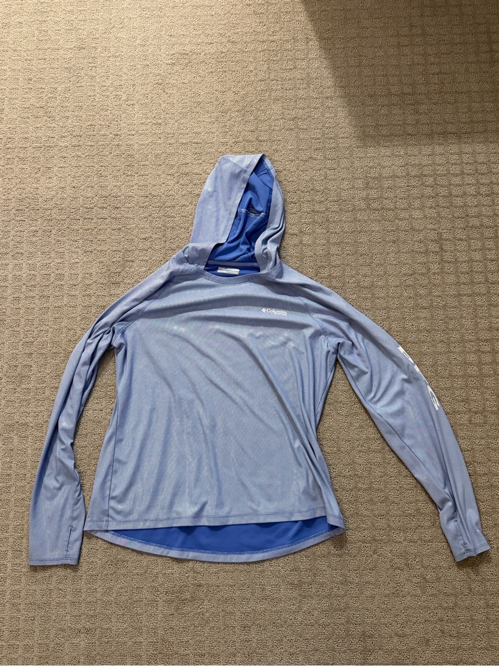 Columbia Womenโs Light Periwinkle Hooded Swim Coverup